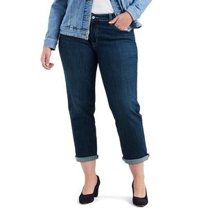 Levi’s Plus Sized Denim Capris